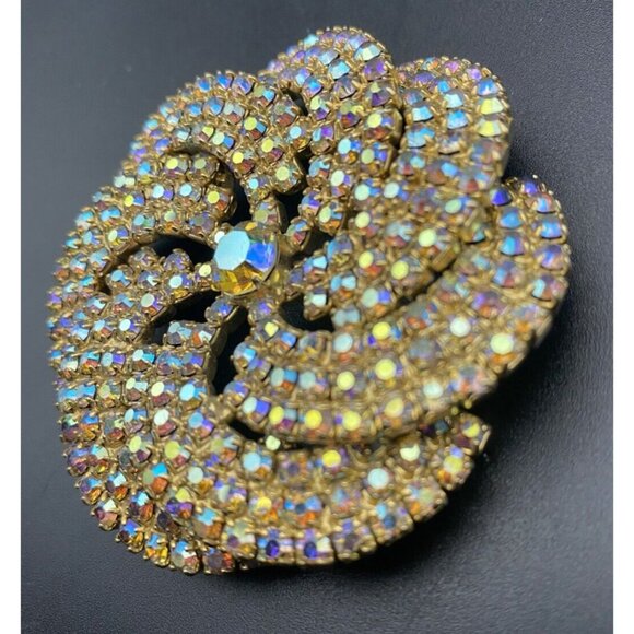 Vtg Brooch Rainbow AB Rhinestone Pinwheel Swirl Gold Tone Prom Wedding Pageant - Picture 3 of 7